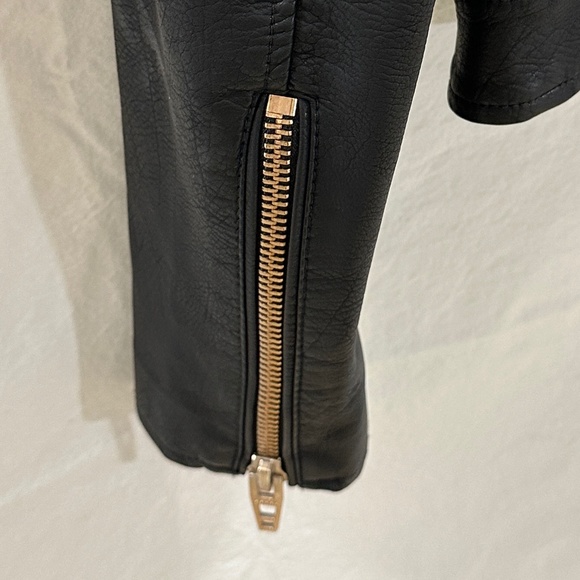 Blank NYC Faux Leather Moto Jacket Size XS - Picture 3 of 8